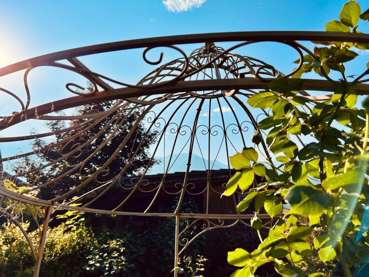 La Finestra Sul Giardino - B&B Cavedine ภายนอก รูปภาพ