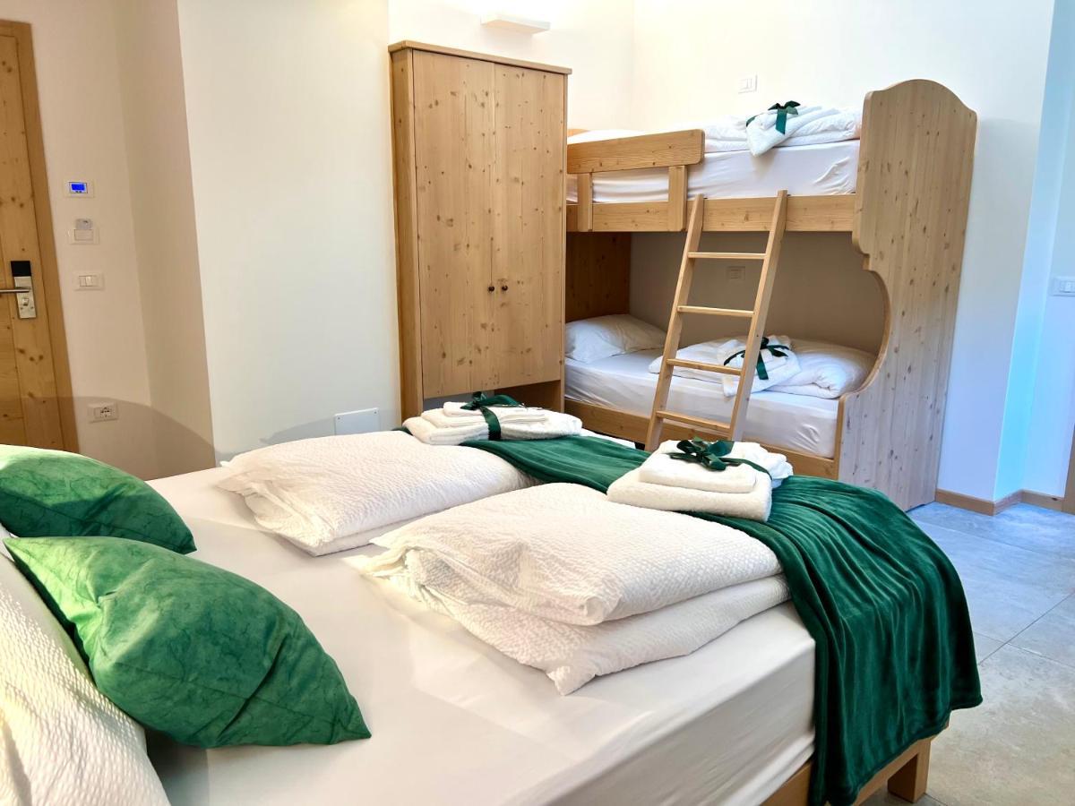 La Finestra Sul Giardino - B&B Cavedine ภายนอก รูปภาพ