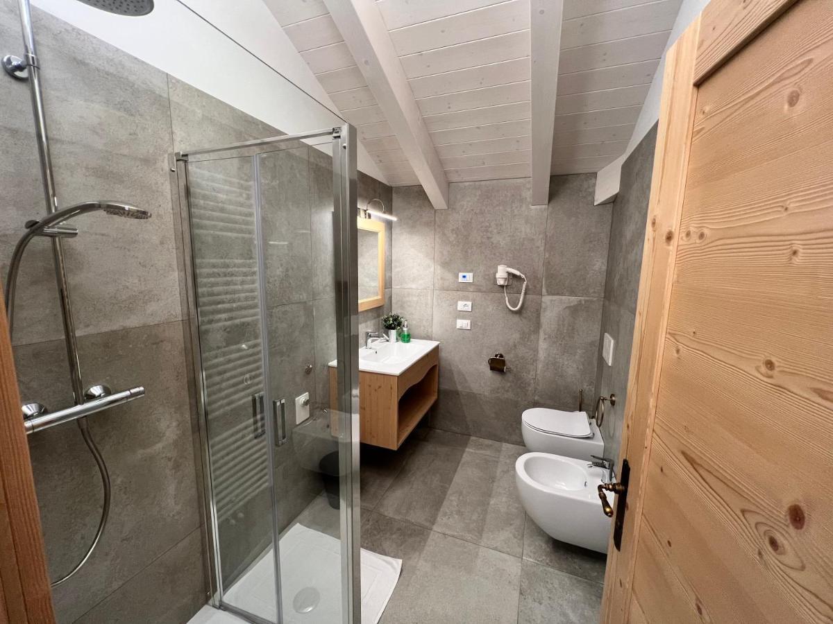 La Finestra Sul Giardino - B&B Cavedine ภายนอก รูปภาพ