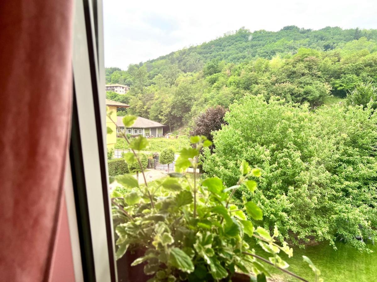 La Finestra Sul Giardino - B&B Cavedine ภายนอก รูปภาพ